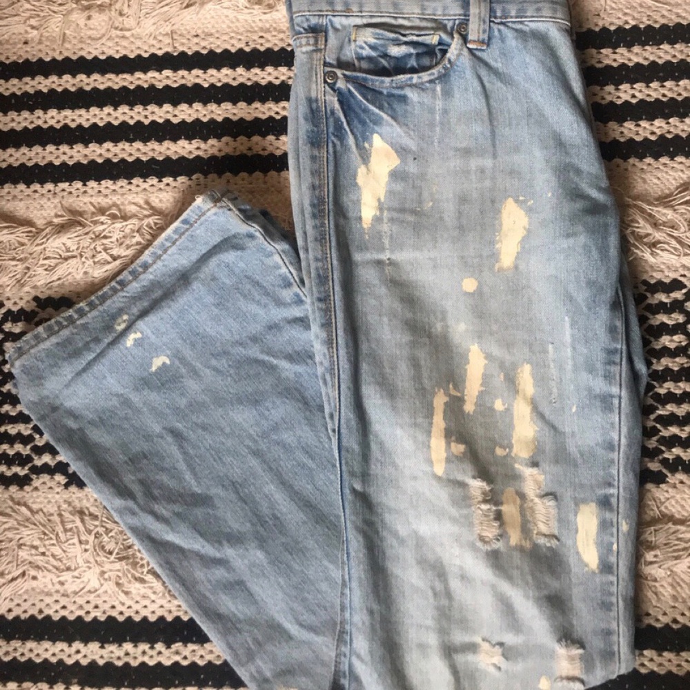 • • Painter style denim bootcut Jeans• •